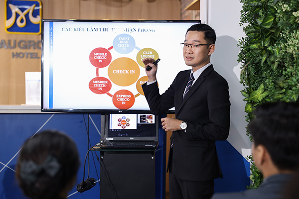 buoi-hoc-nghiep-vu-dat-buong buổi học Nghiệp vụ Đặt buồng